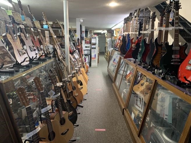 largest guitar selections in the Northwest